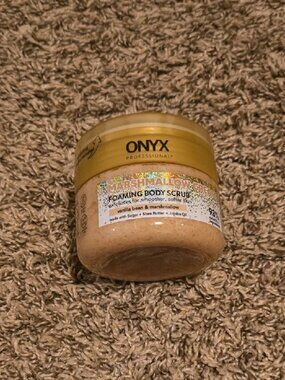 ONYX Professional Foaming Body Scrub Marshmallow Cream Scrubber Included